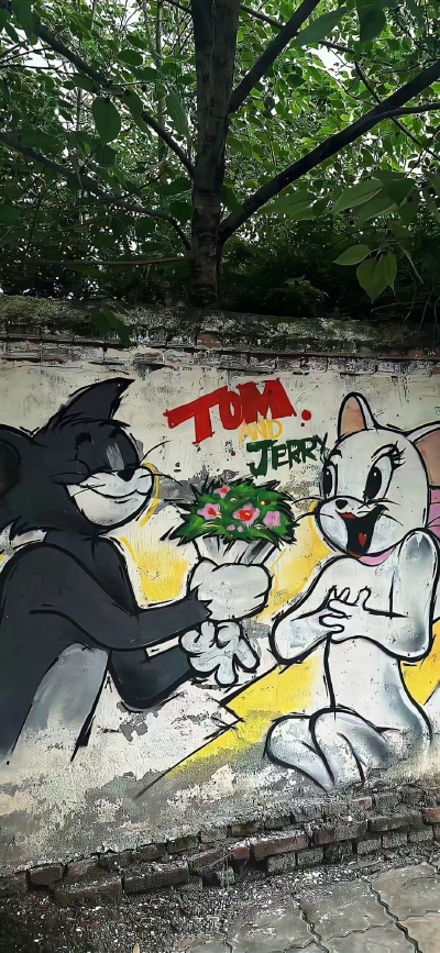 Tom