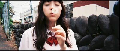 世理奈