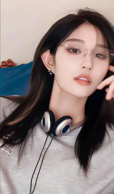 王奕