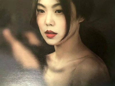 氛围美人金敏喜