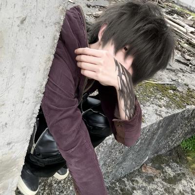 ✞