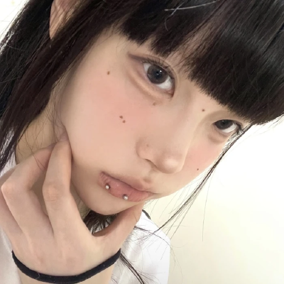 女.
