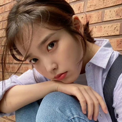 IU の 头像