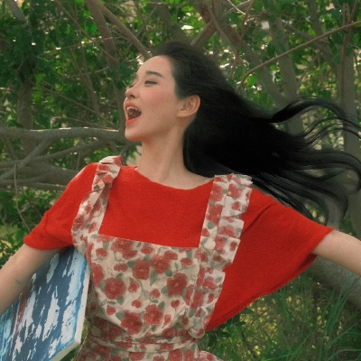  闺蜜头像
