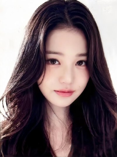 张元英