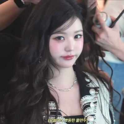 张元英