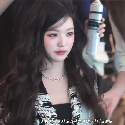 张元英