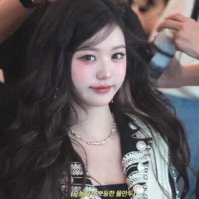 张元英