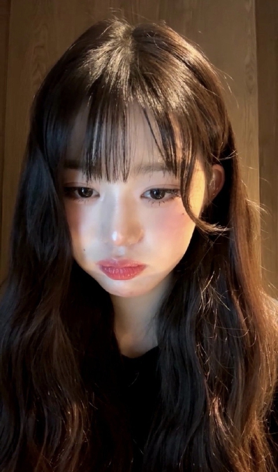 张元英