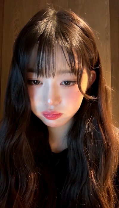 张元英
