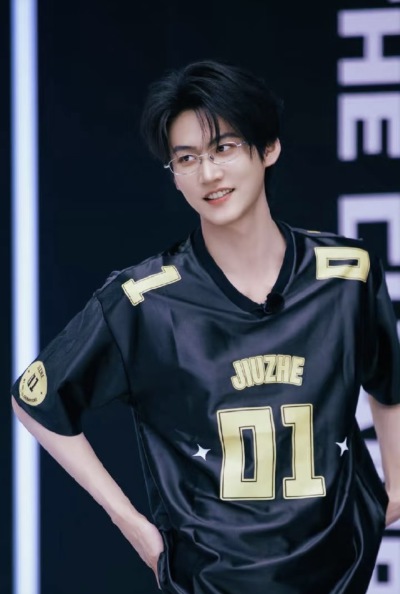 周柯宇
