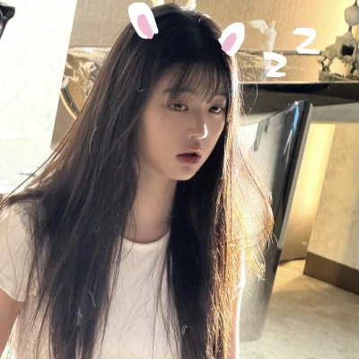 亲一口小兔