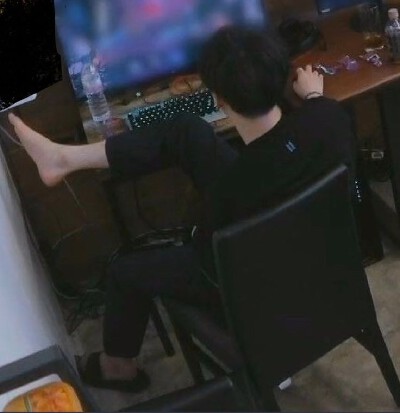 。