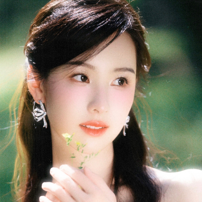 陈都灵