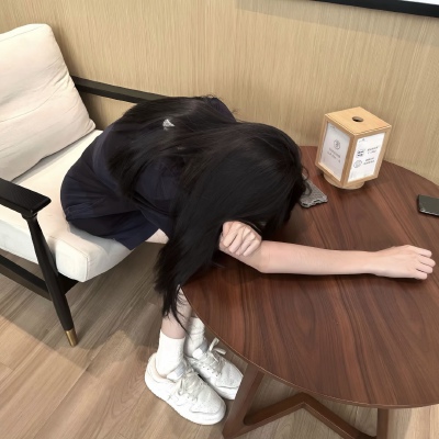 不露脸女头