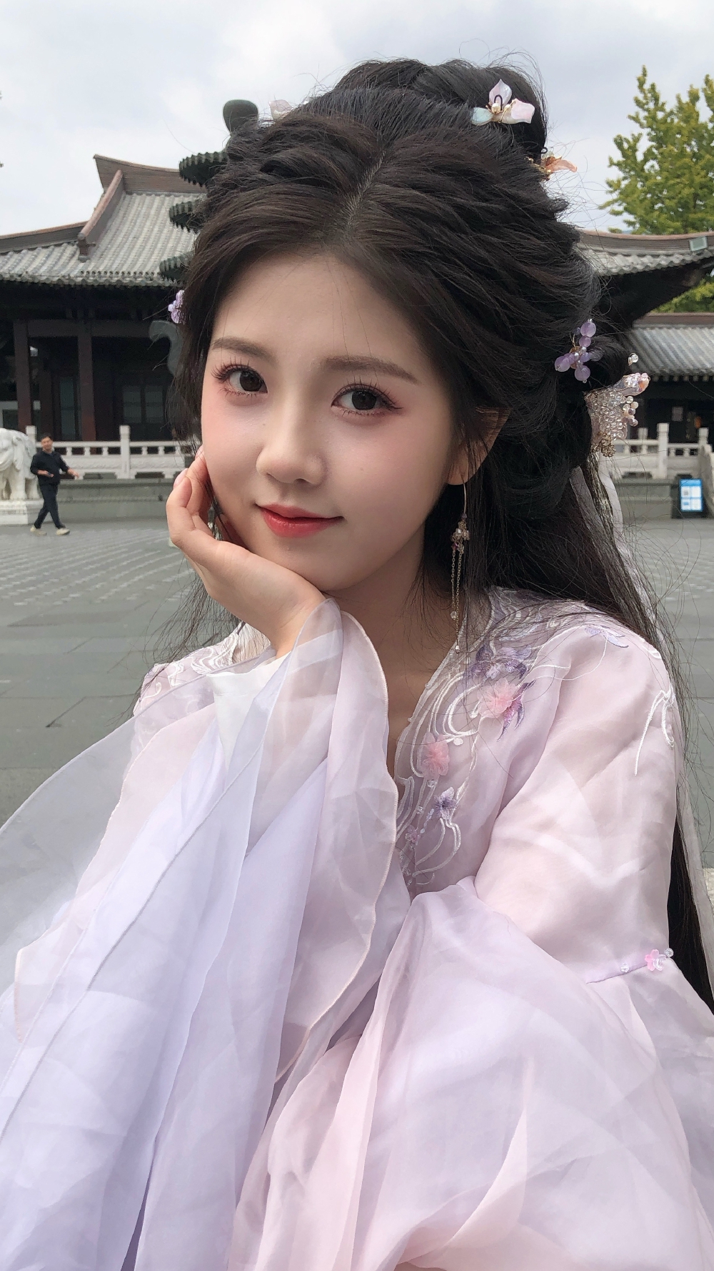 宥拉