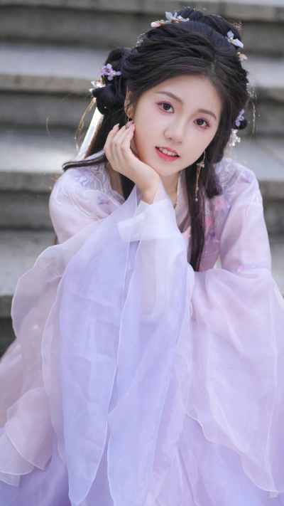 宥拉