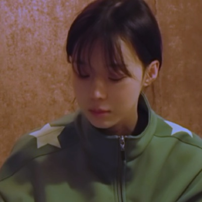 炡