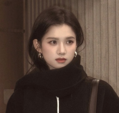 张婧仪