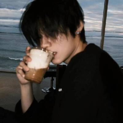真人男头［侵权删］