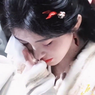 我真的喜欢这套衣服。食用请收单(´･ω･`)