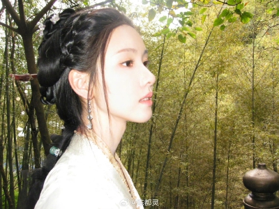 陈都灵