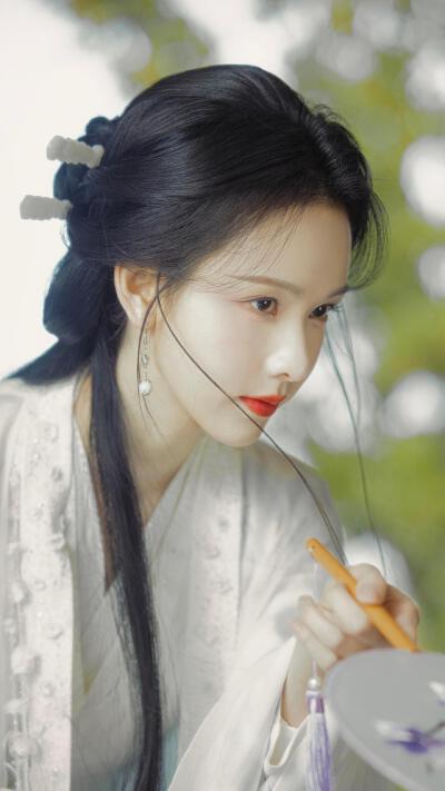 陈都灵