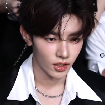章昊