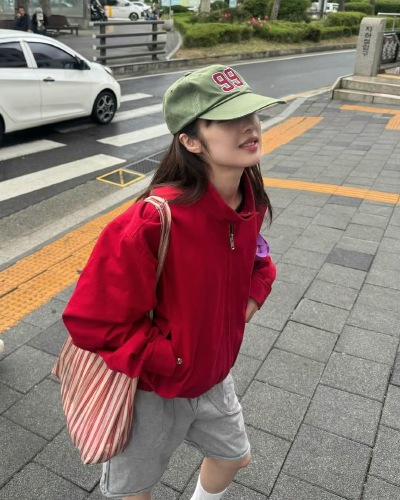 BY爱喝可乐的古娜小姐