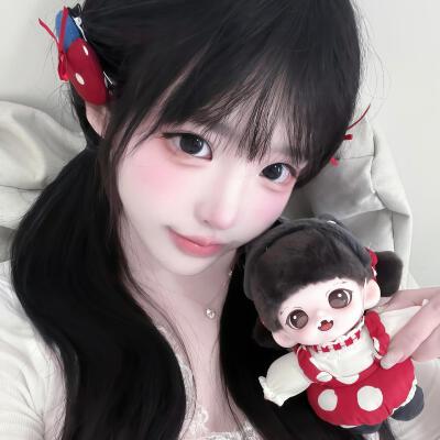 小猫喜欢谁就粘着谁 你也是吗៷>ᴗ<៷