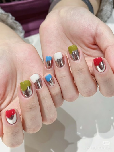 nails