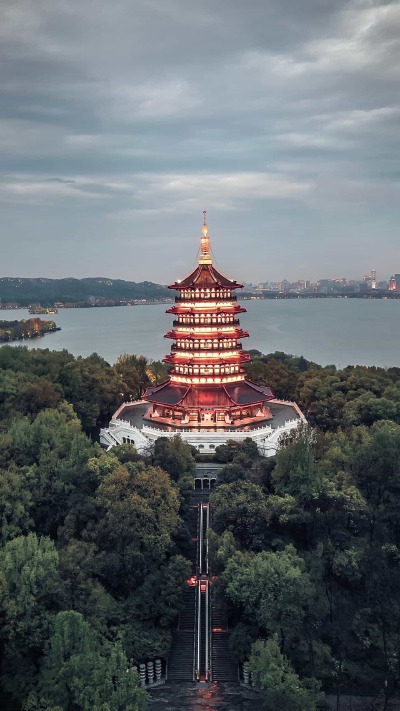 亭台楼阁