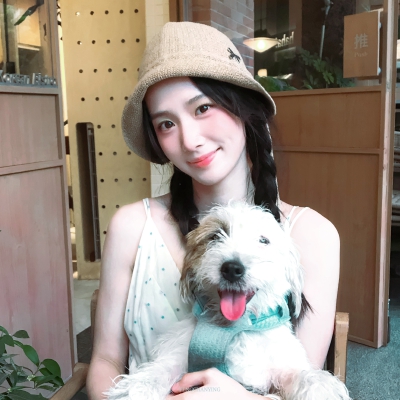 卢昱晓