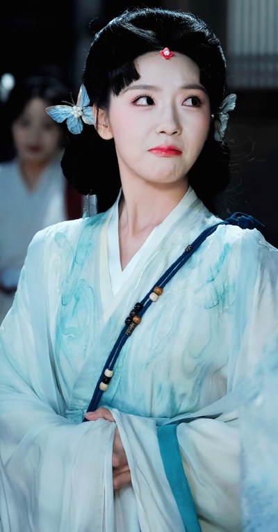 王云云