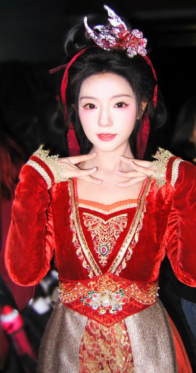 王云云