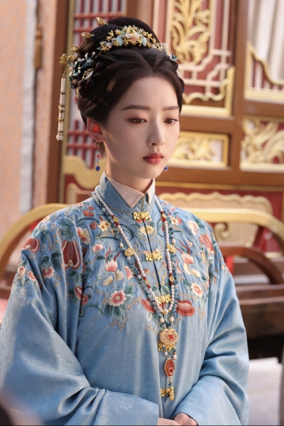 花开锦绣 邓恩熙∣傅庭芸