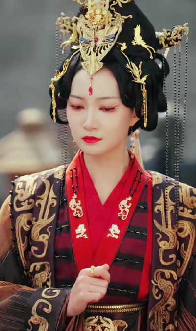 冯艺然