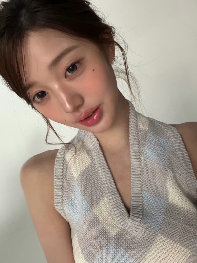 张元英