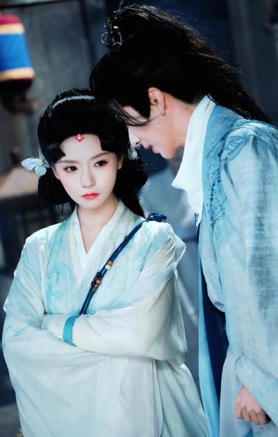 王云云