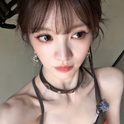 居然是这一套ᕙ( •̀ ᗜ •́ )ᕗ
记得单收，单收=单图收藏