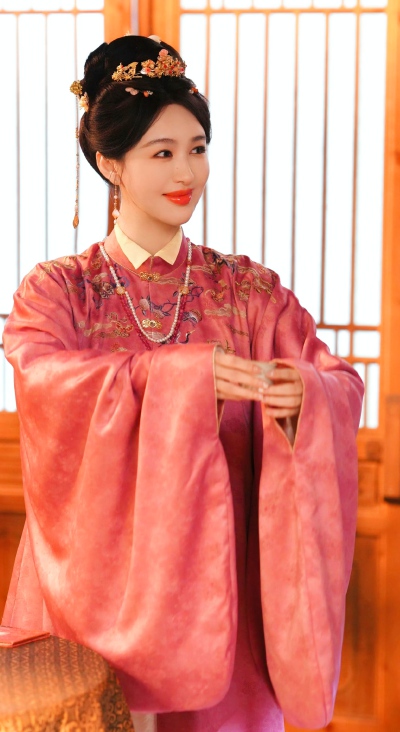李菲儿