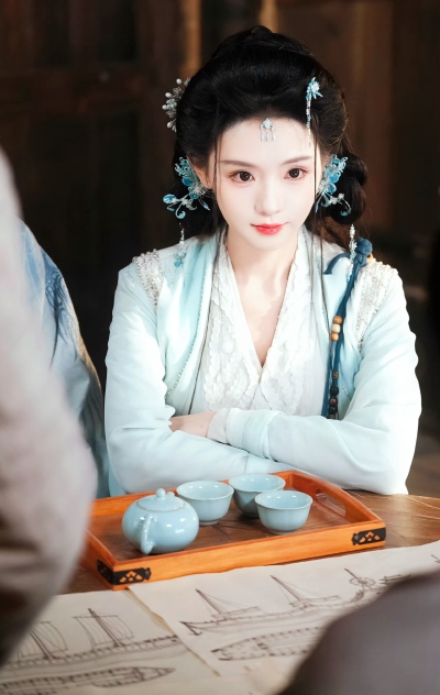 王云云