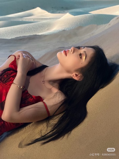 鞠婧祎