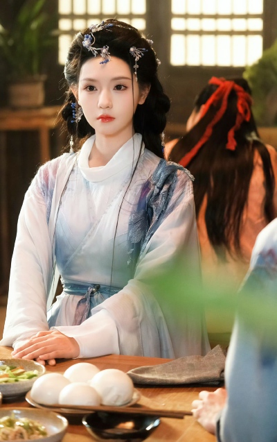 王云云