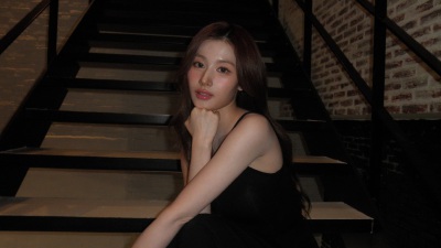 凑崎纱夏 sana