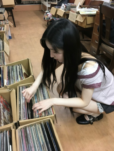 悄悄退场