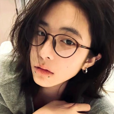 女头