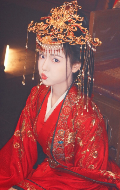 王云云