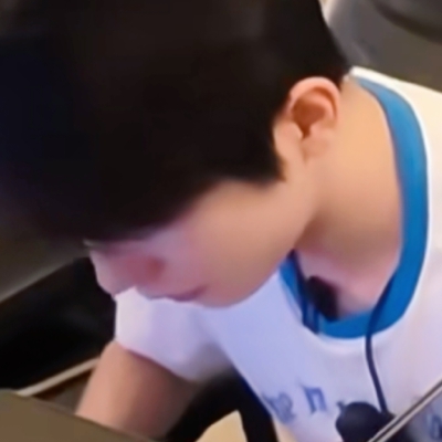 西山桂，小乐乐，不会玩LOL