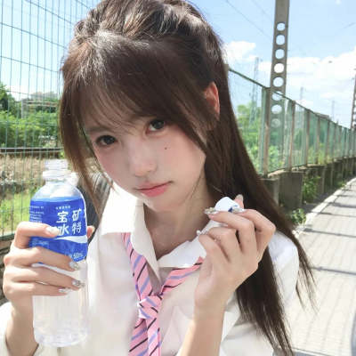 女头